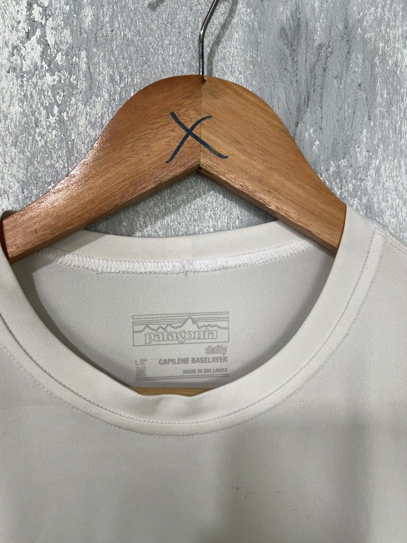 Patagonia Longsleeve (Category: Coats, Jackets and Outerwear) located in Las Pinas. Submitted by jpicked (Listing ID 1458168613, Image 2). Description: .