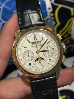 (Category: ) located in . Submitted by thewatchproject.sg (Listing ID 1458200807, Image 1). Description: .
