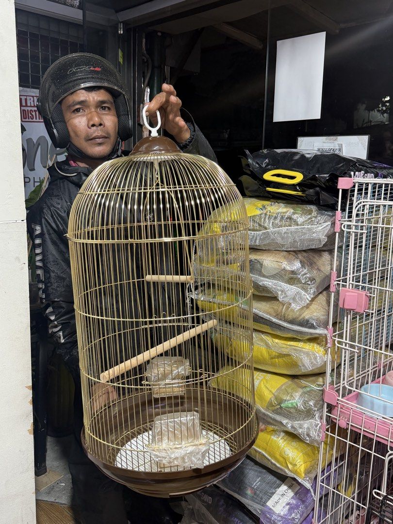 Premium Quality Bird Cage *big (Category: Homes & Other Pet Accessories) located in Quezon City. Submitted by pets.r.us.manila (Listing ID 1458278039, Image 1). Description: Quezon City 0916-4537116.