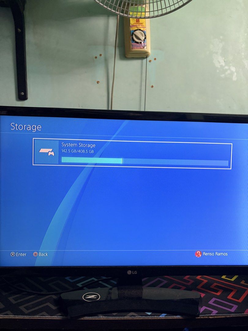 Ps4 Fat 500gb (Category: Controllers) located in Valenzuela. Submitted by rensoramos (Listing ID 1458117372, Image 3). Description: For sale: Ps4 Fat 500gb Inclusions: -1 controller -5 games included -Controller charger -Stand -Hdmi cord -Power cord Location: valenzuela open for meet up Rfs: mag uupgrade Pm for more details .