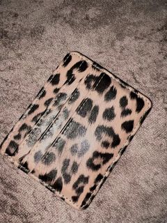 (Category: ) located in . Submitted by preloveddbynadzz00 (Listing ID 1458236693, Image 1). Description: .