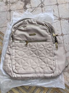 (Category: ) located in . Submitted by erinn_owl (Listing ID 1458204328, Image 1). Description: .
