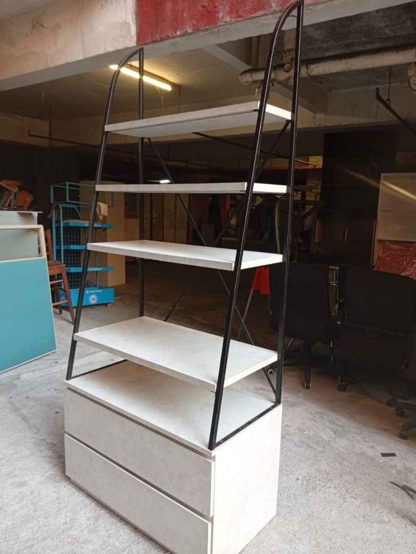 Rack (Category: Shelves, Cabinets & Racks) located in Petaling Jaya. Submitted by nm016648427690 (Listing ID 1458240422, Image 3). Description: Rack Size: W,50.cm,L,90.cm,H,220.cm RM-350 Code :R-095 Stock Available : 1 Condition : Goods ** (ABOVE PRICE DOES NOT INCLUDE DELIVERY & INSTALLATION) ** We are specialist in BUY or SELL New/Used Home Furniture or Office Equipment [ Perabot Kita Furniture ] Address: L1-03 times 89 Jalan 8A/133, Taman Sri 