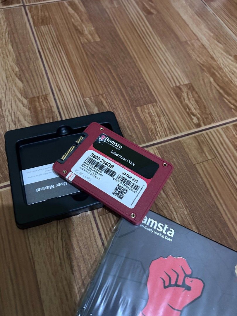 Ramsta S800 256GB SATA SSD (Category: Hard Disks & Thumbdrives) located in Manila. Submitted by anicakes_04 (Listing ID 1458252881, Image 1). Description: Color: Black MOP: Gcash/Maribank MOD: Lalamove/J&T PAYMENT FIRST BASIS‼️‼️ STRICTLY NO CANCELLATIONS‼️‼️ NEGOTIABLE FOR SURE BUYER‼️‼️ - Ramsta S800 256GB SSD - SATA Interface - Perfect for computer storage upgrades - Fast and reliable performance - Includes: SSD drive, mounting bracket, origin