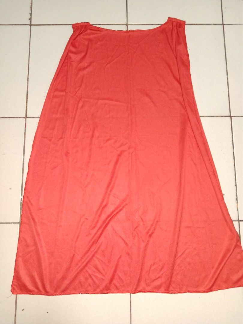 Red Cape Only (Category: Babies & Kids Fashion) located in Taguig. Submitted by iamyanggaragesale (Listing ID 1458140823, Image 1). Description: Accesory Only Preloved Red Cape 32 inches Long Not too thick Not too thin Maganda ang tela.