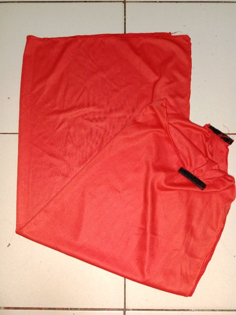 Red Cape Only (Category: Babies & Kids Fashion) located in Taguig. Submitted by iamyanggaragesale (Listing ID 1458140823, Image 2). Description: Accesory Only Preloved Red Cape 32 inches Long Not too thick Not too thin Maganda ang tela.