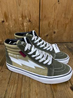 (Category: ) located in . Submitted by s3_sneakershirtstore2.0 (Listing ID 1458268083, Image 1). Description: .