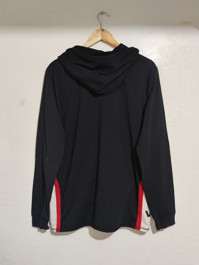 RVCA Bruce Irons Zip up hoodie (Category: Coats, Jackets and Outerwear) located in Baguio. Submitted by damit_pang_tao (Listing ID 1458182259, Image 2). Description: .