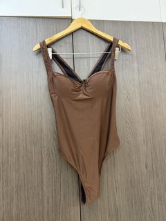 (Category: ) located in . Submitted by kathscloset_ (Listing ID 1458229556, Image 1). Description: .