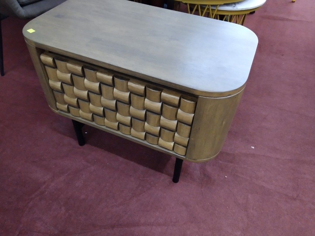 Side Table (Category: Tables & Sets) located in Kuala Lumpur. Submitted by wongbrothersfurniture (Listing ID 1458169750, Image 2). Description: Solid Wood..