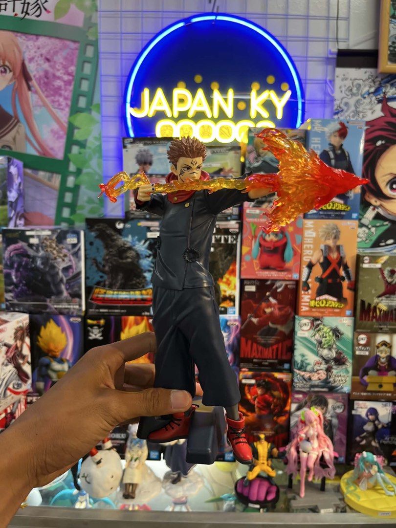 SIKUNA MAXIMATIC PLUS LOOSE (Category: Figurines & Statues) located in Makati City. Submitted by japankycollection (Listing ID 1458268659, Image 1). Description: - Ryomen Sukuna figure from Jujutsu Kaisen - Dynamic pose with fiery effects - Highly detailed sculpt and paintwork - Comes with a display base - Perfect addition to any anime fan's collection.