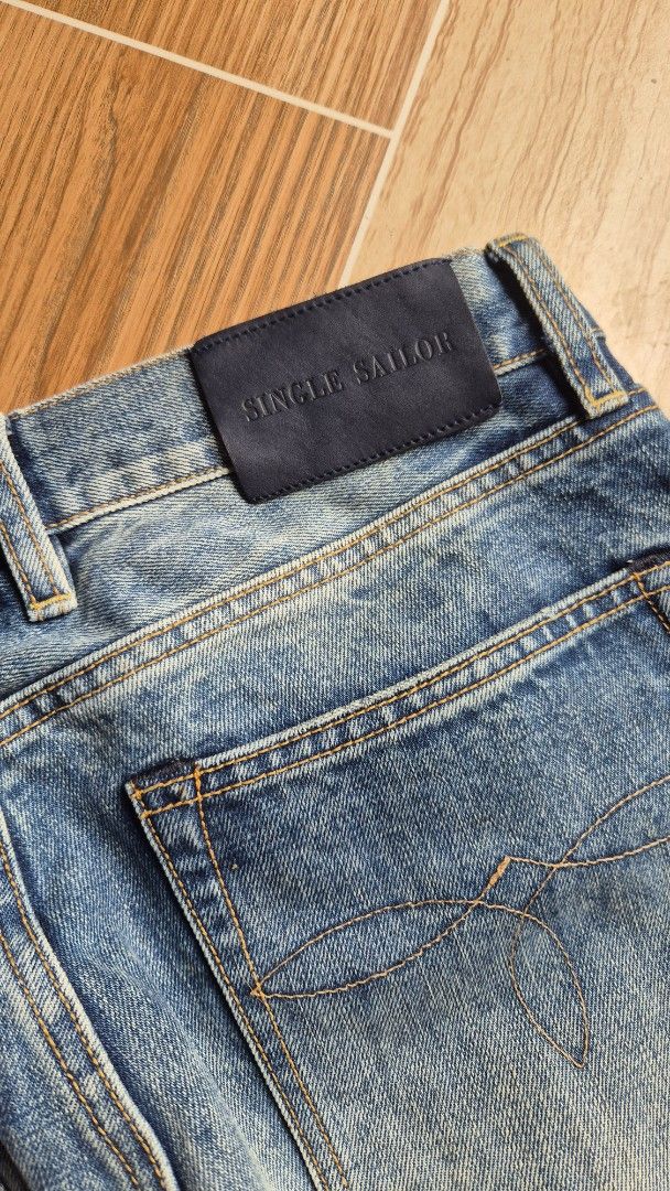 Single Sailor selvedge denim (Category: Jeans) located in Iloilo. Submitted by heyjay10 (Listing ID 1458125512, Image 3). Description: - Brand: Single Sailor selvedge denim - Size: W33 - Material: 100% Cotton - Wash: Classic blue with a faded, worn-in look - amekaji vibes Waist - 17inch 33-34 Rise -11 inch Length- 38.5 inch Leg opening - 8.5 inch .