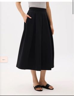 (Category: ) located in . Submitted by valcloset (Listing ID 1457941222, Image 1). Description: .