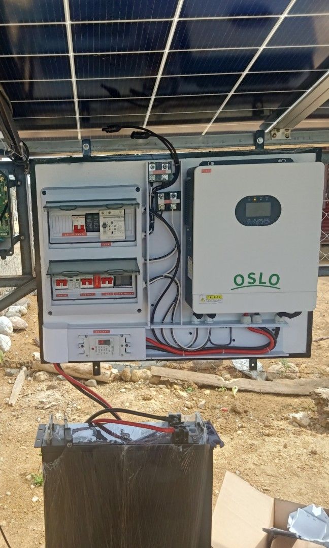 Solar Set-up (Category: Electrical, Adaptors & Sockets) located in Caloocan City. Submitted by neblu (Listing ID 1458224721, Image 3). Description: 6.2Kw System Hybrid Preassemble Aparato * ( 1pc. 51v100ah Lithium battery kWh 5,100) * Complete Mouting Kit * Wires and accessories * No Panel.