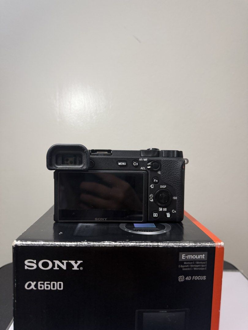 Sony a6600 (Body Only) (Category: Cameras) located in Manila. Submitted by shaz.sl (Listing ID 1458203788, Image 3). Description: Current shutter count around 12k Looks good as new. For personal use lang siya nagamit For meetup only Rfs: Switching to Full frame Inclusions everything in the box - Original charger - Original Battery.