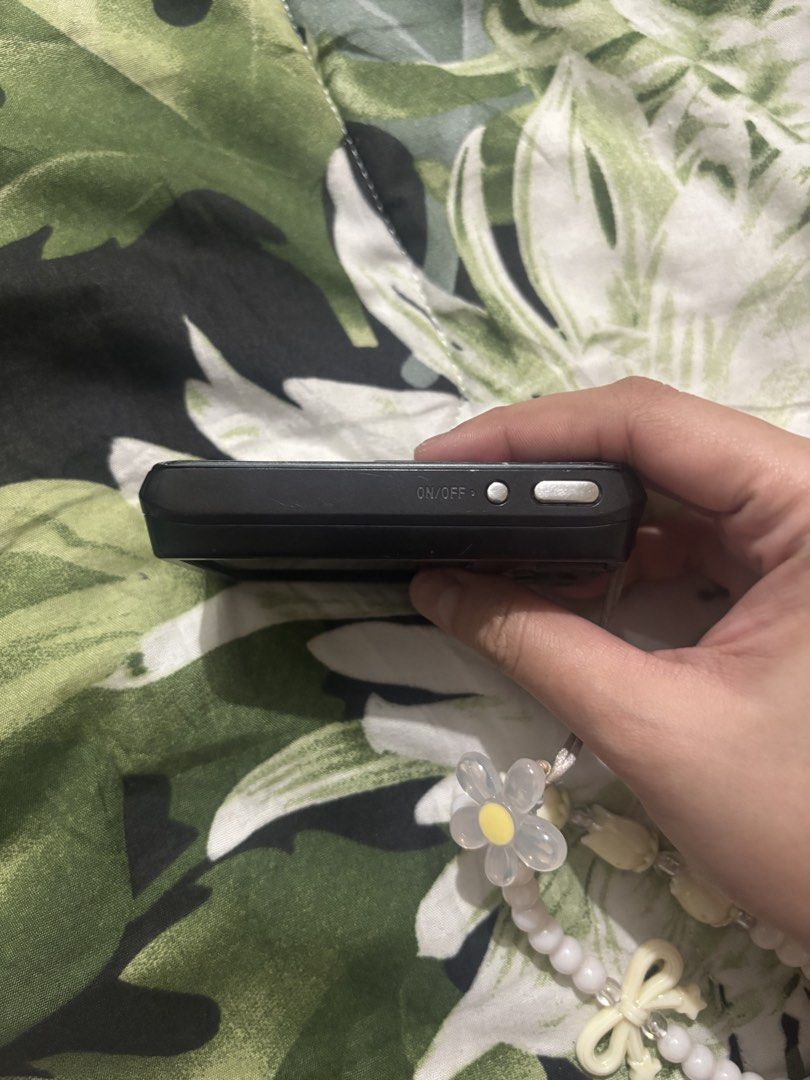 Sony DSC-W310 (Category: Cameras) located in Manila. Submitted by dollq1pz (Listing ID 1458258354, Image 3). Description: MOP: Gcash MOD: Lalamove 📍 Sampaloc, Manila Flaws: - No functional issues - Sign of usage (Di na visible yung - No port cover - Loose battery door pero nasasara pa rin - May mga black sa screen pag zinoom but it doesn’t affect the output and performance Inclusions: - Unit - Battery - Charger - Beaded strap - Pouch ⚠️ This is 