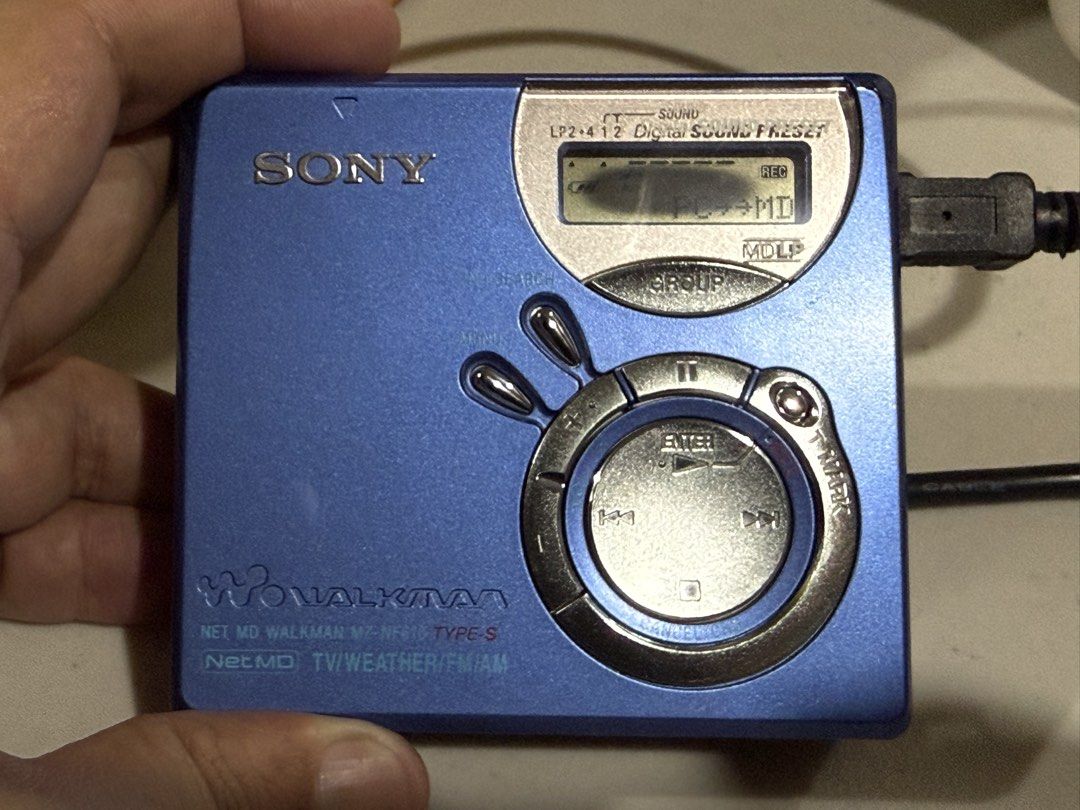 Sony Minidisc Recorder NetMD (Category: Portable Music Players) located in Makati City. Submitted by see5o5 (Listing ID 1458164572, Image 2). Description: Sony MZ-NF610 MiniDisc NetMD recorder Issue: headphone jack is broken, only one side works. The lcd has also darkened but is still readable. Despite the broken headphone jack this still makes a great recording setup because it is a Type S NetMD MiniDisc. NetMD allows direct uploading of songs f