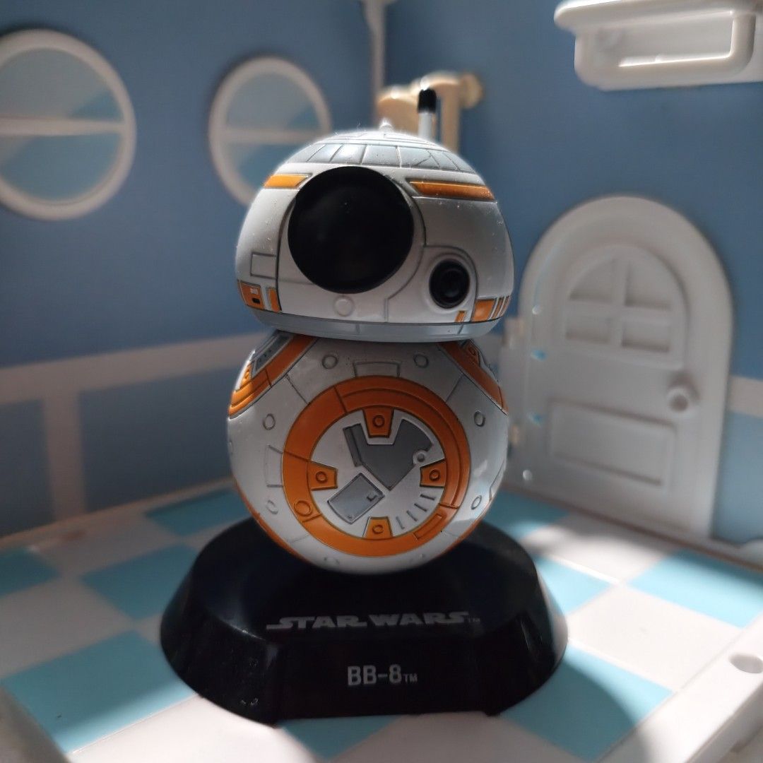 Star Wars BB-8 Droid Figurines Set (Category: Figurines & Statues) located in Valenzuela. Submitted by chuwie1026 (Listing ID 1458185673, Image 2). Description: - Set of 3 BB-8 droid figurines from Star Wars - Includes small, medium, and large sizes - Largest BB-8 comes with a display stand - Ideal for Star Wars fans and collectors - Perfect for showcasing and display.