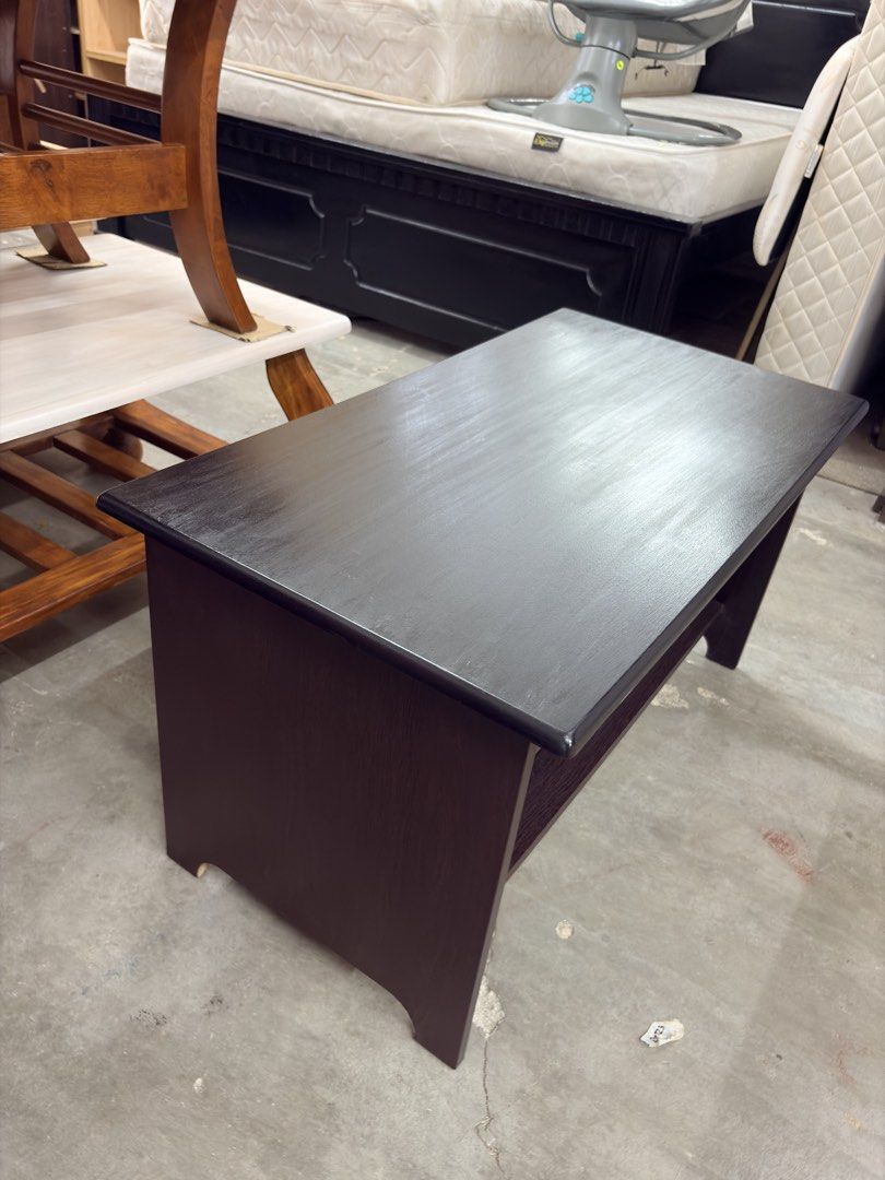 table (Category: TV Consoles) located in Kajang. Submitted by goodsdmy_secondhandshop (Listing ID 1458254268, Image 3). Description: used item ♻️✨ sold as is — what you see is what you get. 📍 pickup: taman bukit mewah, kajang 🚚 delivery guna lalamove .