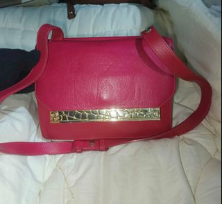 (Category: ) located in . Submitted by bernalyn25 (Listing ID 1456601352, Image 1). Description: .