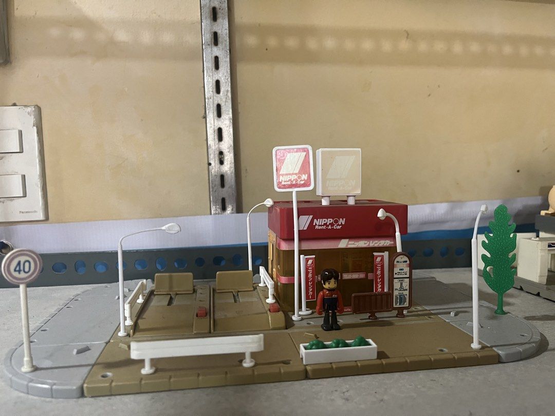 TOMICA TOWN DIORAMA (Category: Vehicle & Diecast Models) located in Quezon City. Submitted by ceejay1114 (Listing ID 1458293283, Image 3). Description: TOMICA TOWN DIORAMA METRO MANILA LOCATION LANDMARK SM SAN LAZARO 📍 .