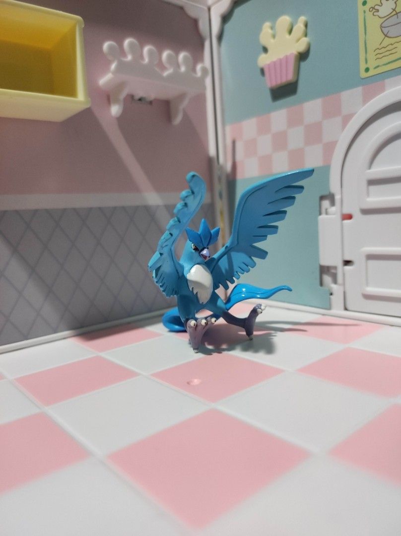 TOMY Pokemon Figure - Articuno (Category: Figurines & Statues) located in Taguig. Submitted by lilrootshop (Listing ID 1458262457, Image 3). Description: ***Crossposted*** Price: 350 AUTHENTIC Pass sa lowballers! First to pay basis. No COD. For item reservation, a down payment of 50% or 100 pesos (whichever is less) is required. Down payment is non-refundable. One month reservation only. Location: Taguig (near BGC) MOP: GCash / GoTyme / CIMB.