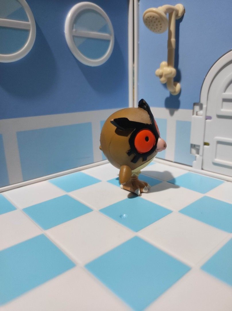 TOMY Pokemon Figure - Hoothoot (Category: Figurines & Statues) located in Taguig. Submitted by lilrootshop (Listing ID 1458265733, Image 3). Description: ***Crossposted*** Price: 450 AUTHENTIC Pass sa lowballers! First to pay basis. No COD. For item reservation, a down payment of 50% or 100 pesos (whichever is less) is required. Down payment is non-refundable. One month reservation only. Location: Taguig (near BGC) MOP: GCash / GoTyme / CIMB.