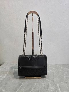 (Category: ) located in . Submitted by SecondhandItems97 (Listing ID 1458140401, Image 1). Description: .