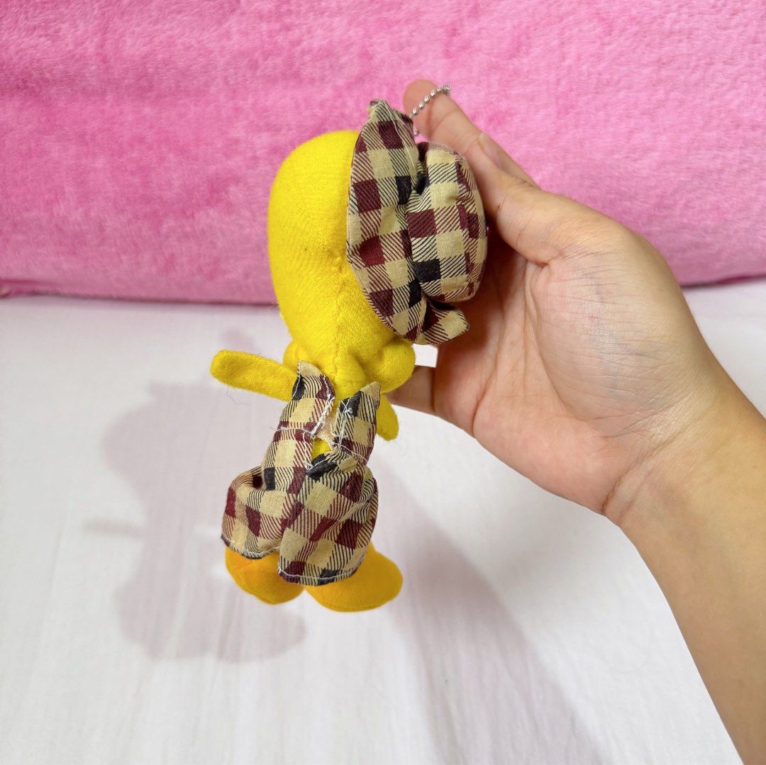 Tweety Bird Charm Plush with Costume (Category: Plushies & Soft Toys) located in Manila. Submitted by ashyyel_ (Listing ID 1458273532, Image 3). Description: .