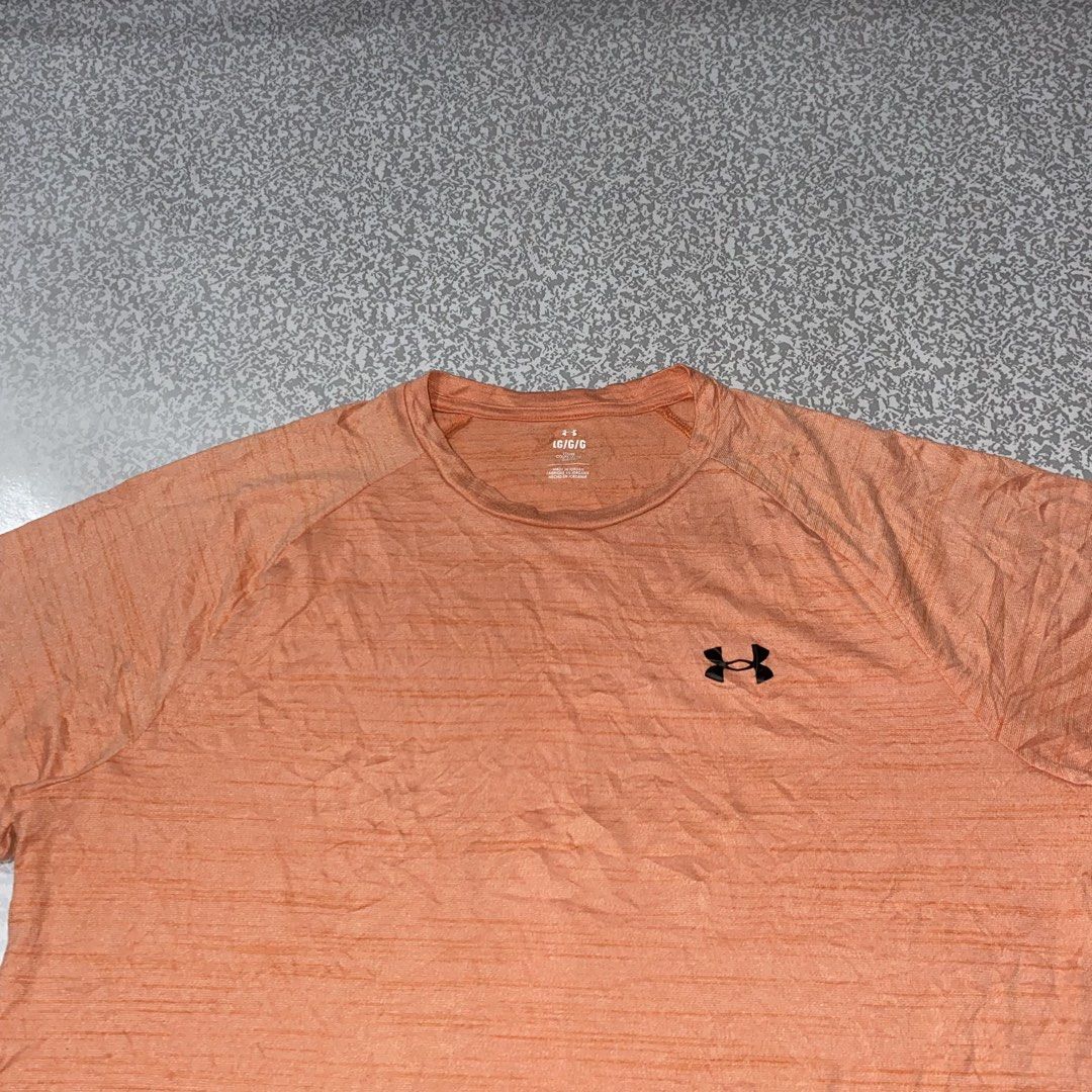 UA Tech Training T-shirt (Category: Activewear) located in Cabuyao City. Submitted by stuffwarsph (Listing ID 1458104210, Image 2). Description: UA Tech Training T-shirt Large on tag Width 22.5 Length 28.5 Good as new 10/10 Color rate No issues ₱380.