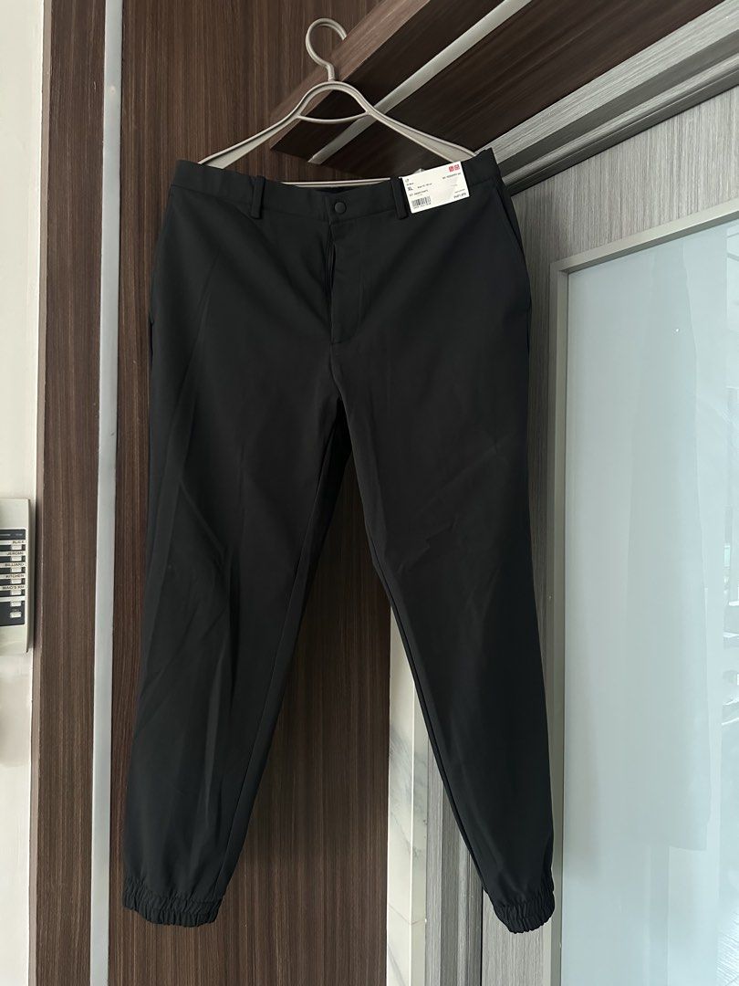 Uniqlo EZY Jogger Pants Black XL (Category: Joggers) located in Quezon City. Submitted by adc2011 (Listing ID 1458149160, Image 2). Description: - Uniqlo EZY Jogger Pants - Color: Black - Size: XL - Waist Fit: 92-100 cm - Made in Vietnam - Original Price: PHP1,490 - Features: Comfortable and stylish design.