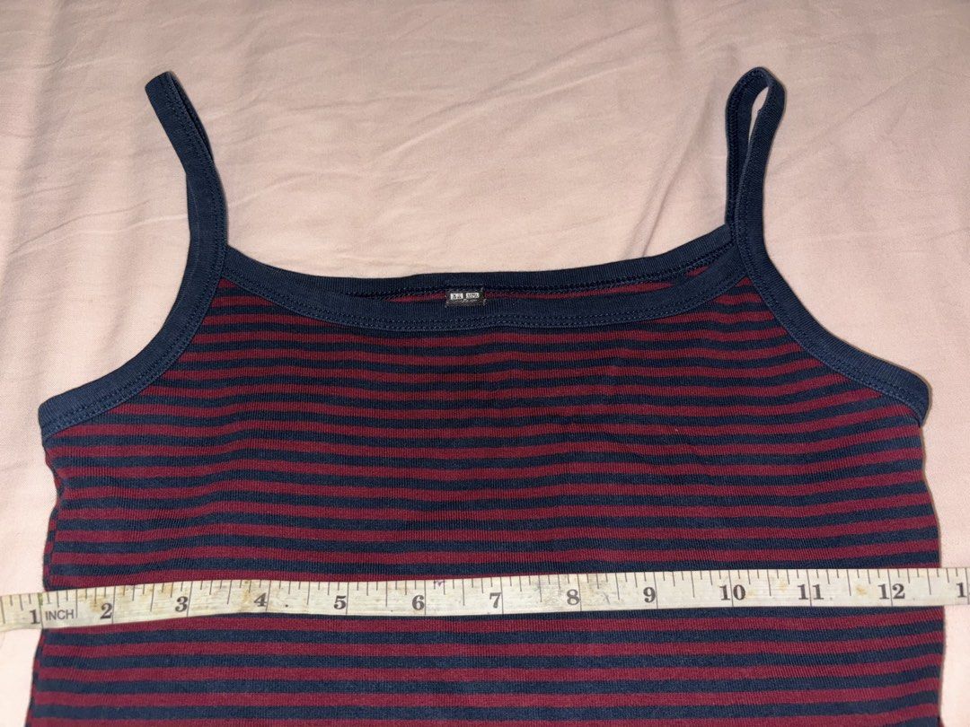 UNIQLO Ribbed Tank Top (Category: Sleeveless) located in Cavite. Submitted by bbbb444 (Listing ID 1458171681, Image 3). Description: - fits XS-S - only worn a few times, no issues - measurements posted - no when worn photos!! .