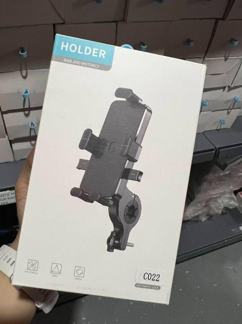 UNIVERSAL BICYCLE AND MOTORCYCLE PHONE HOLDER (Category: Bicycles) located in Paranaque City. Submitted by pilipinashop (Listing ID 1458116963, Image 3). Description: brand new sale features: Easy to install and operate, the base is reinforced with materials and the diameter can be adjusted to be compatible with various models. .