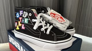 （分類：）位於 。 由 ministarfish00 提交（商品編號 1458146146，圖片 1）。簡介： 。
