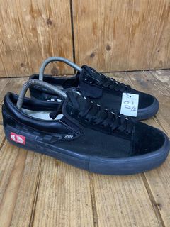 (Category: ) located in . Submitted by s3_sneakershirtstore2.0 (Listing ID 1458268560, Image 1). Description: .
