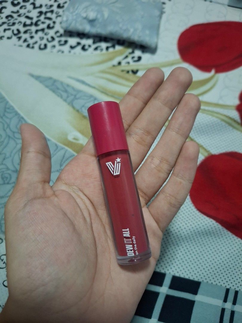 Vice Co Dew It All Blush (Category: Makeup) located in Plaridel. Submitted by niannyyy (Listing ID 1458195773, Image 1). Description: - Shade Always Vibin' - 95% Full Barely used - No box .