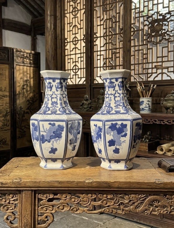 Vintage Blue & White Vases (Category: Vases & Decorative Bowls) located in Manila. Submitted by sinaunang_gamit (Listing ID 1458197314, Image 1). Description: Vintage Blue & White Vases height: 14.5 inches mouth diameter: 4.5 inches ₱8k for the pair.