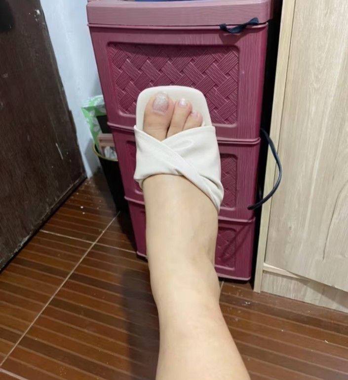 Women Heels size 5 22cm (Category: Heels) located in Aliaga. Submitted by kmapparel (Listing ID 1458178477, Image 2). Description: .