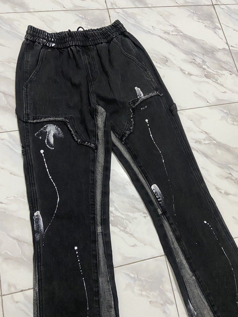 Y2k Black Flare Denim Carpenter Jeans (Category: Jeans) located in San Jose. Submitted by _kentsthrift (Listing ID 1458257638, Image 3). Description: -Dimensions details and condition included in the pictures -Double check measurements before buying -issue is signs of usage -Pictures may vary due to lighting -Feel free to message.