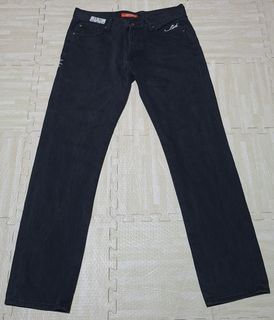 由 coolthrift_est2022 (刊登 ID 1458102234，圖片 1) 提交，位於 的 (類別：)，說明：。