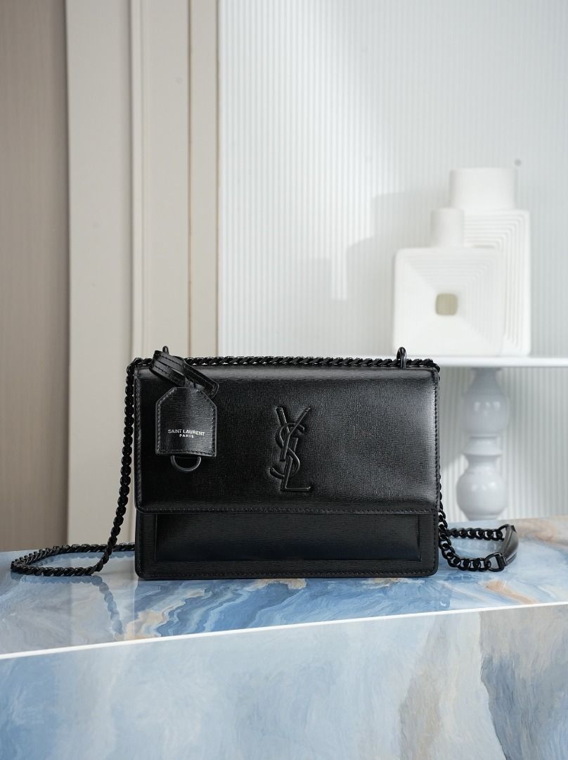 YSL Classic Sunset Bag Toothpaste Pattern Leather (Category: Shoulder Bags) located in Cebu City. Submitted by namenirdzz69567 (Listing ID 1458169419, Image 1). Description: .