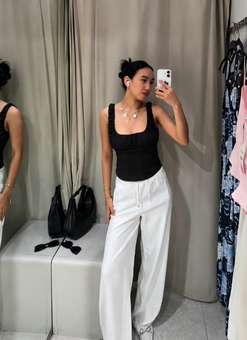 Zara Black Ruched Corset Top Square Neck (Category: Sleeveless) located in Manila. Submitted by marialight09 (Listing ID 1458252436, Image 3). Description: No issue or damage perfect condition worn once only - Black Zara top - Ruched detailing on bust - Square neckline - Fitted corset style bodice - Strappy design - Size S - Versatile for night out or casual wear.