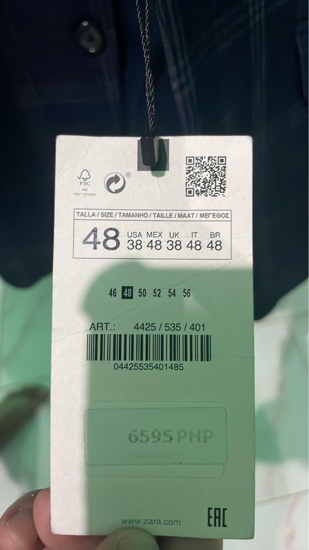 ZARA COORDS BLAZER FOR MEN (Category: Coats, Jackets and Outerwear) located in Makati City. Submitted by ysabellaaaa (Listing ID 1458235551, Image 3). Description: BRAND NEW.