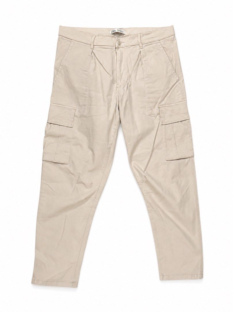 Zara Khaki Cargo Pants (Category: Chinos) located in Manila. Submitted by lessstuffstudio (Listing ID 1458159347, Image 1). Description: Zara Khaki Cargo Pants Size 34 (stretchable up to 36) Condition 8/10 Negotiable for sure buyers.