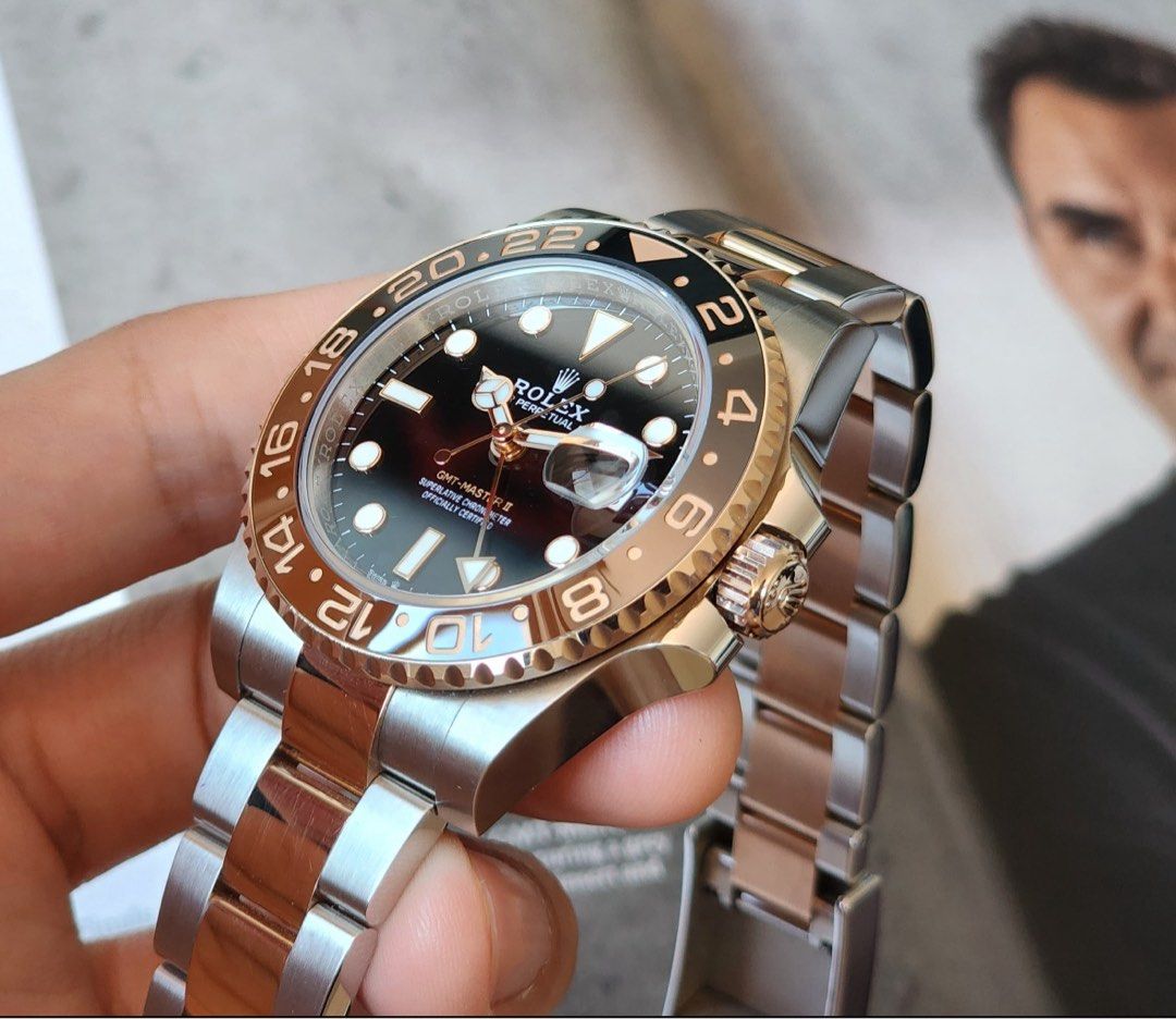 2024 Rolex GMT Rootbeer 126711CHNR (Category: Luxury Watches) located in Pasig City. Submitted by inverted6_ph (Listing ID 1458406996, Image 3). Description: 2024 Rolex GMT Rootbeer 126711CHNR Two tone rose gold 9.5/10 condition Comes complete with inner and outer box, NFC warranty card, booklets and tag Asking 1.210m 📍Viewings can be done on our shop located at the Grove by Rockwell, Pasig 📲IG: Invertedsix DM for further inquiries 👍.