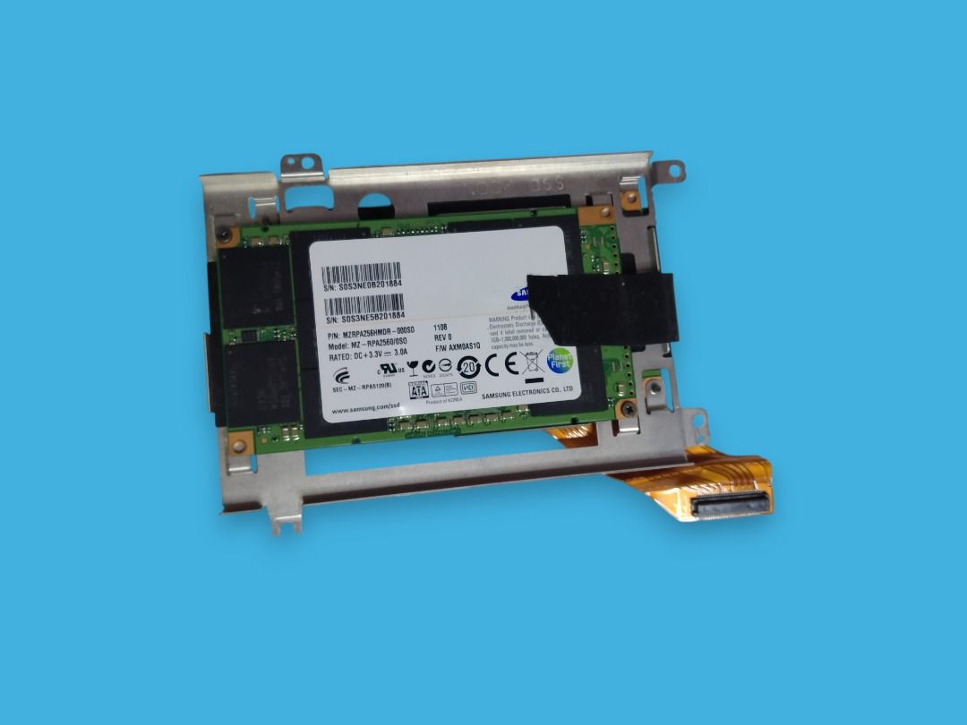 256Gb SSD (RAID Type from Sony VAIO) (Category: Hard Disks & Thumbdrives) located in Dasmarinas. Submitted by b.things_90210_fox (Listing ID 1458435146, Image 3). Description: 350 pesos only - 256Gb SSD (RAID Type from Sony VAIO) (Cash on Pickup) - LBC COP" (Meetup) - Cavite (Pick up sa house) - Si buyer mag-boobook Thank you..
