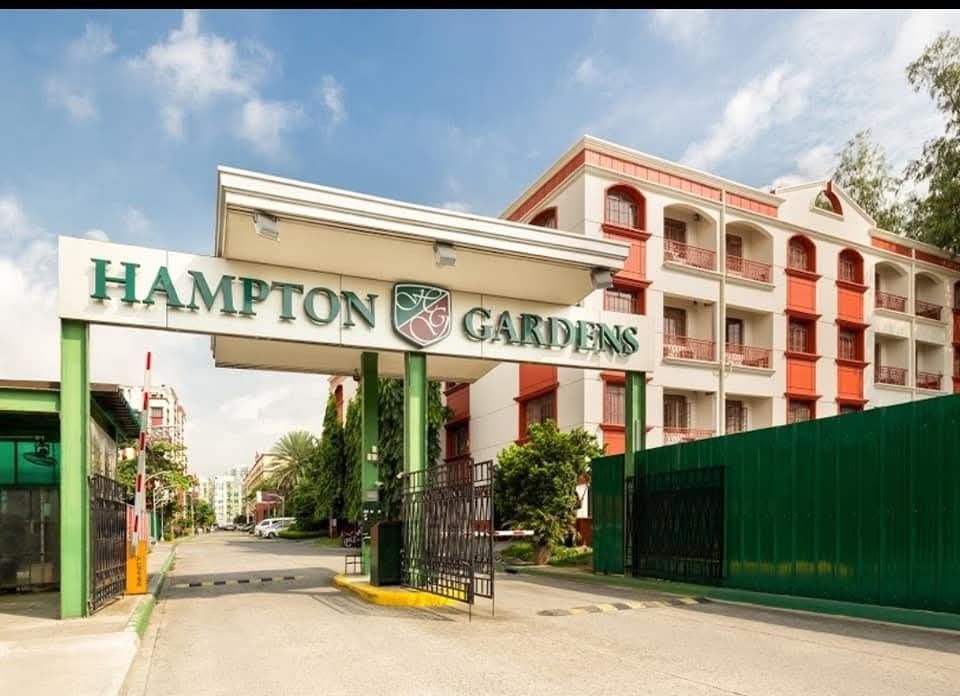 2br Condo unit For Rent Pasig (Category: Apartments & Condos) located in Pasig City. Submitted by bcvicente71 (Listing ID 1458378461, Image 1). Description: HAMPTON GARDENS CONDO. FOR RENT Hampton Gardens Condo. Maybunga Pasig.Rental Php12,000.Plus Condo dues, Area 38.5sqm. 2br.1t&b with balcony,Complete amenities,Walking distance to Church,Puregold,South Star drug, Hospital, restaurant,Max's,Army Navy,KFC,Starbucks,7 eleven,Banks Terms; yearly c