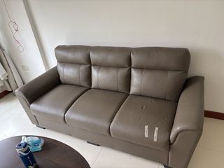 (Category: ) located in . Submitted by lordheng (Listing ID 1458372896, Image 1). Description: .