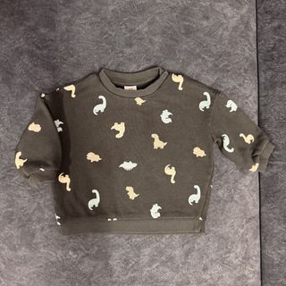 (Category: ) located in . Submitted by shopaholicwardrobe_ (Listing ID 1458445569, Image 1). Description: .