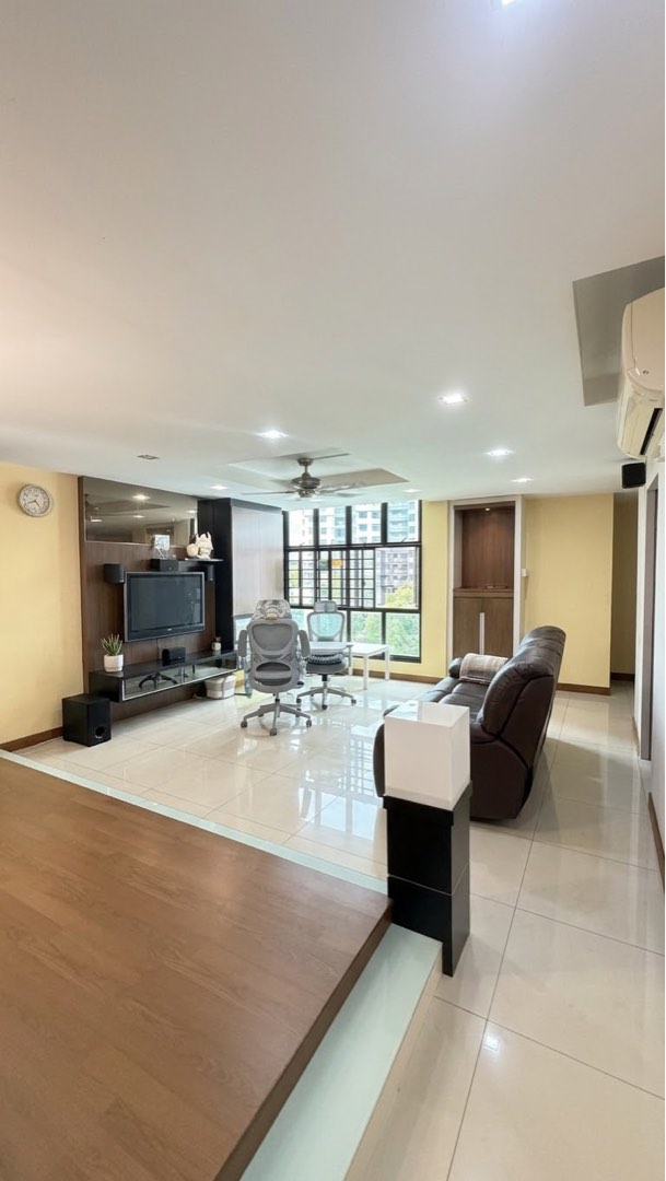(Category: ) located in . Submitted by askjoeng (Listing ID 1458315680, Image 1). Description: .
